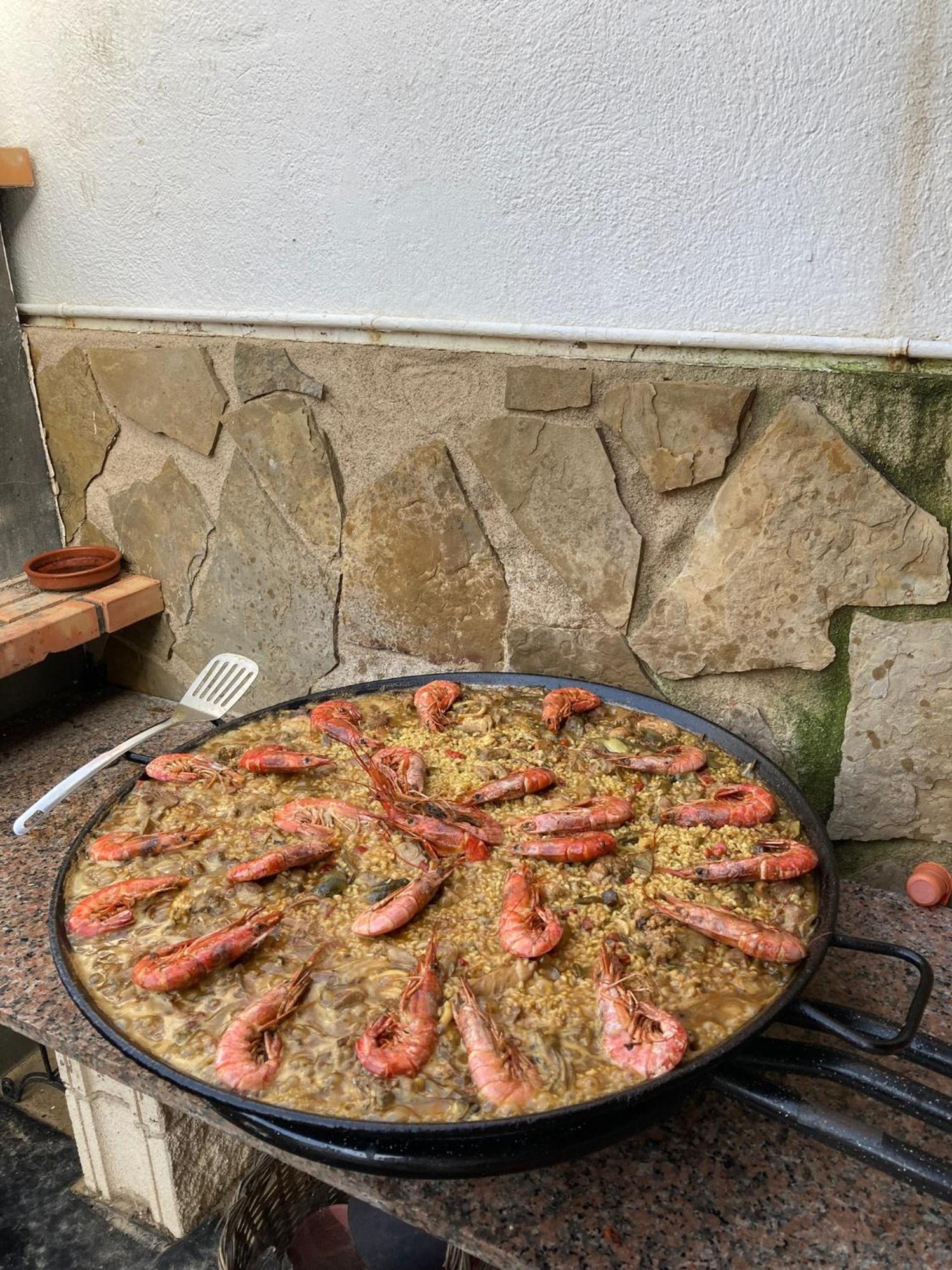 הוילה אמפוסטה La Llar De Laura 2 מראה חיצוני תמונה